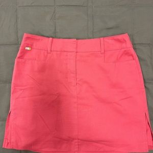Izod ladies’ golf skort